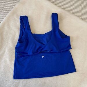 Fabletics Oasis Twist Built-In Bra Tank, Large